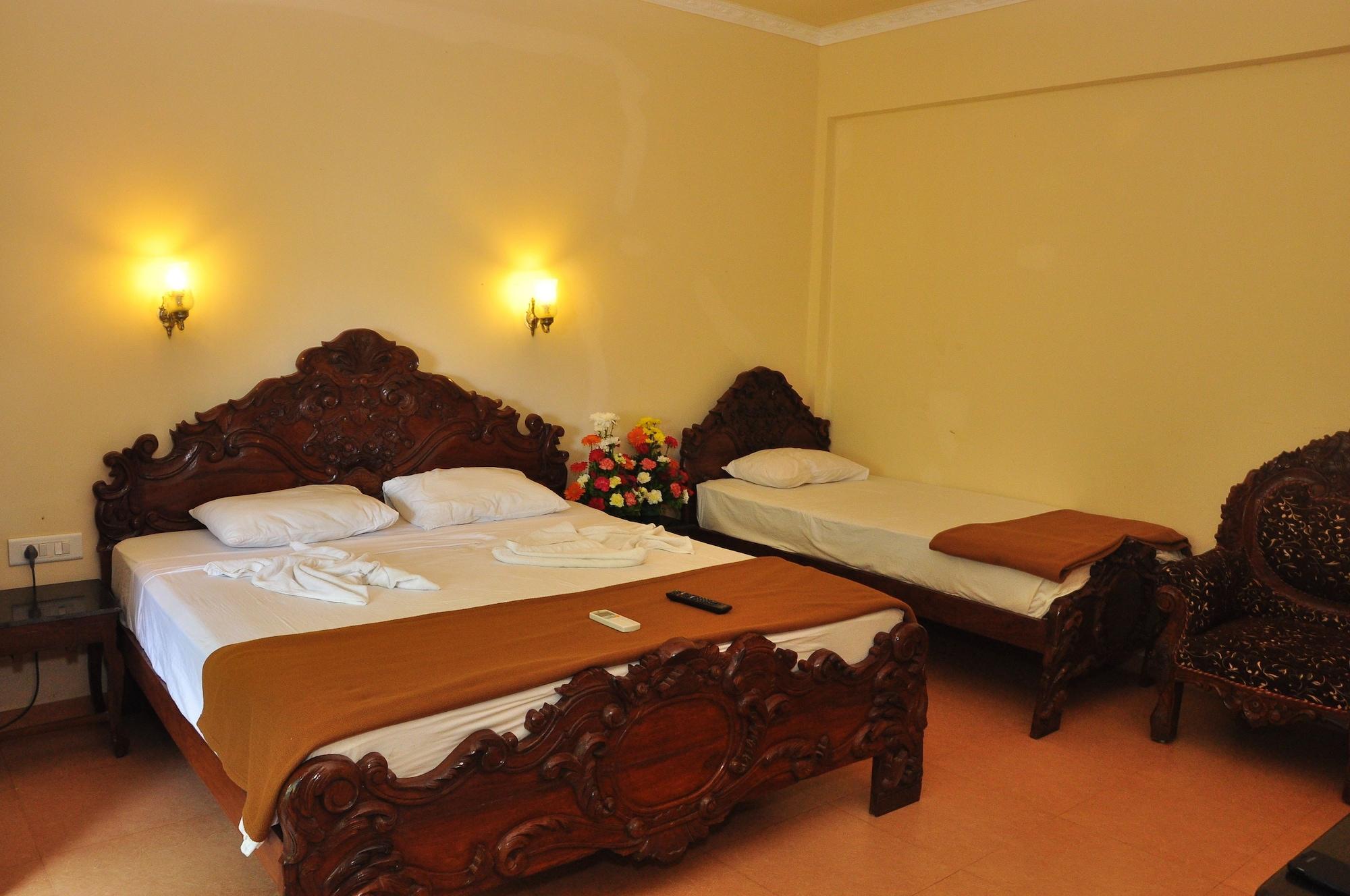 Mayflower Beach Resort By Casa Eternal Baga Buitenkant foto