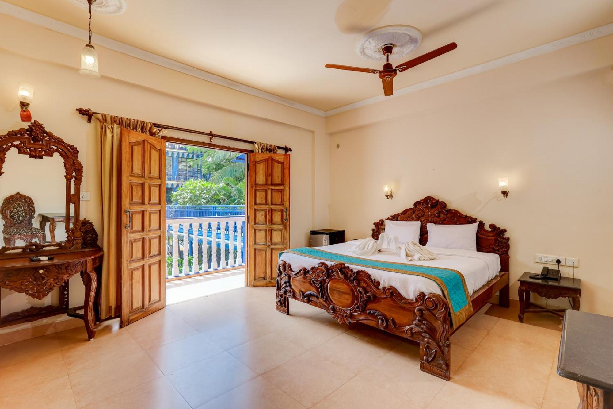 Mayflower Beach Resort By Casa Eternal Baga Buitenkant foto